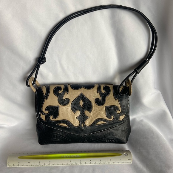 JL Saldivar Leather purse - Picture 2 of 9